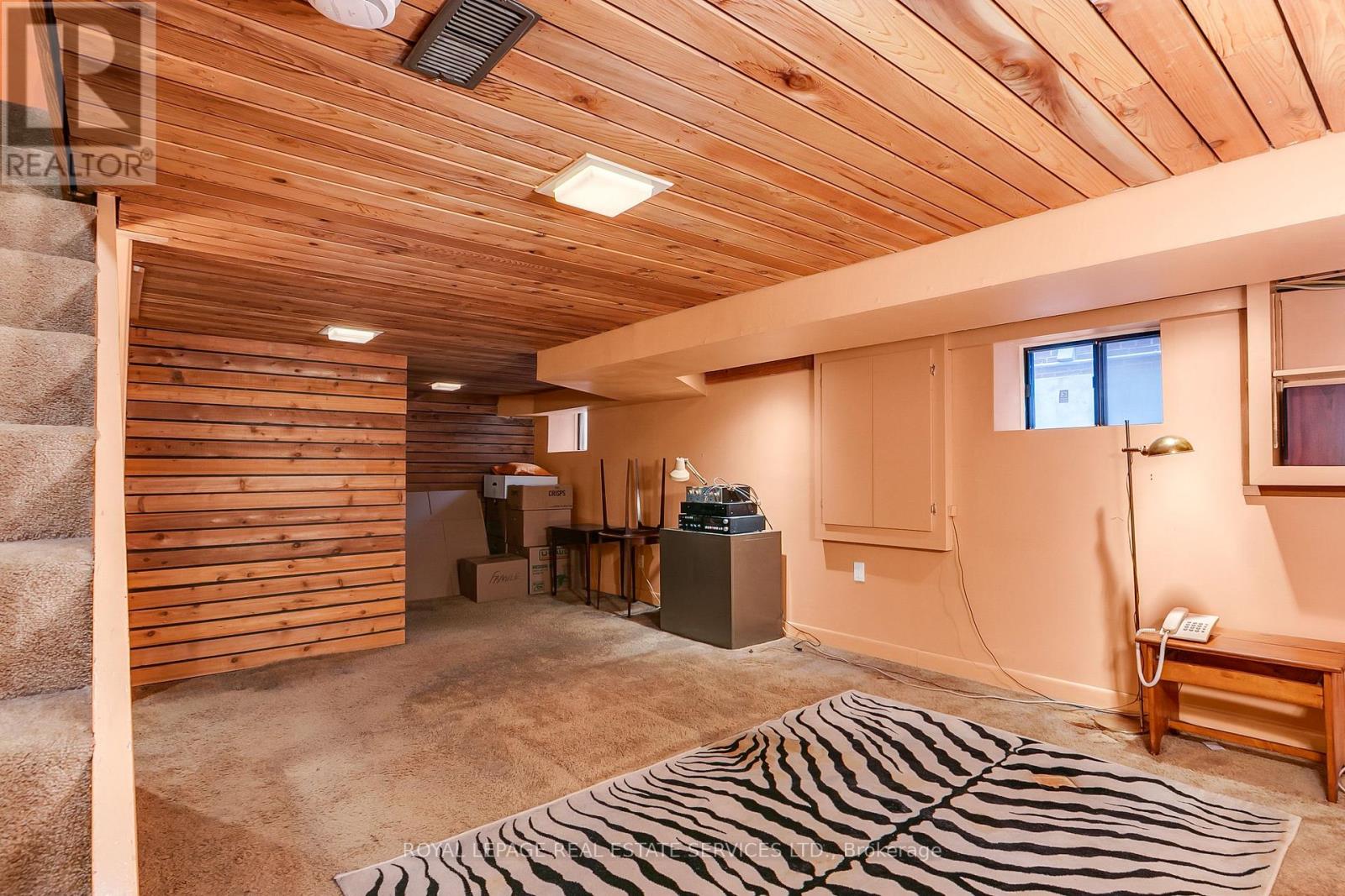 490 WILLARD AVENUE - 35