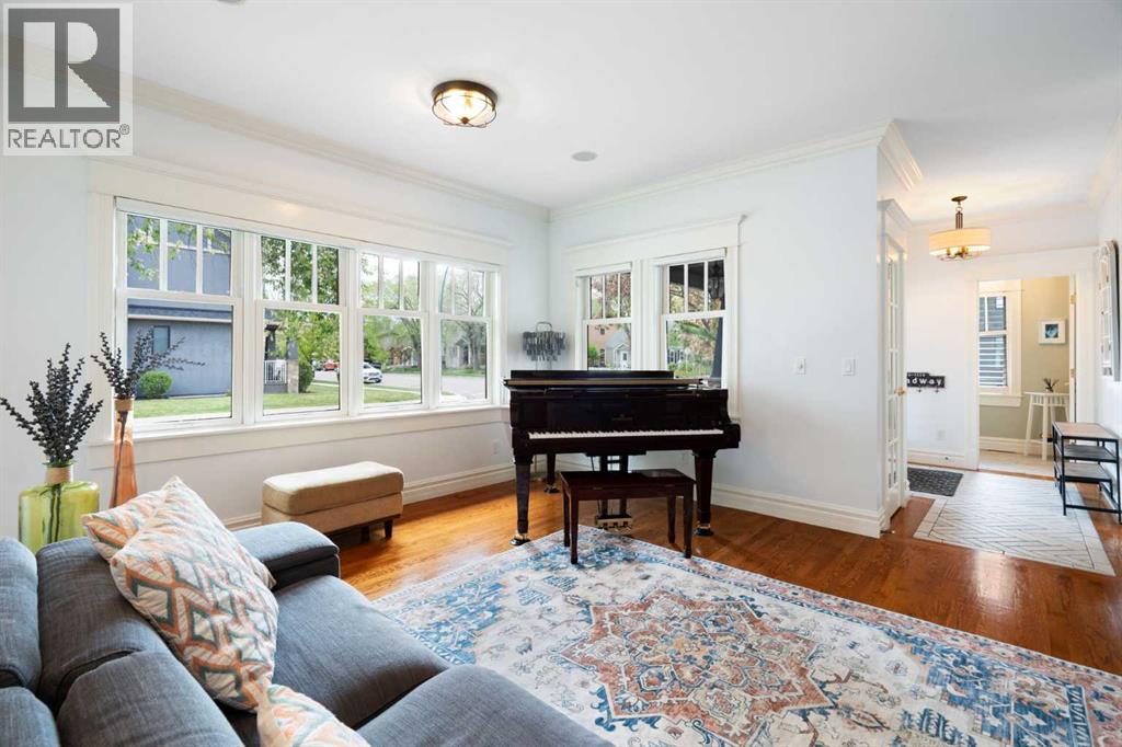 2402 Bowness Road NW - 10