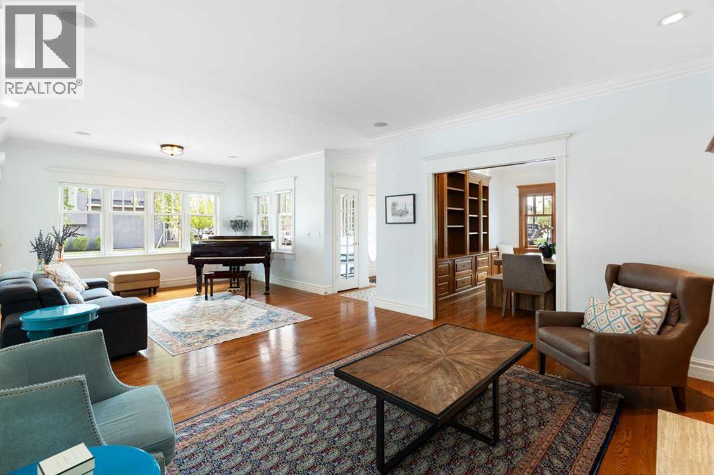 2402 Bowness Road NW - 12