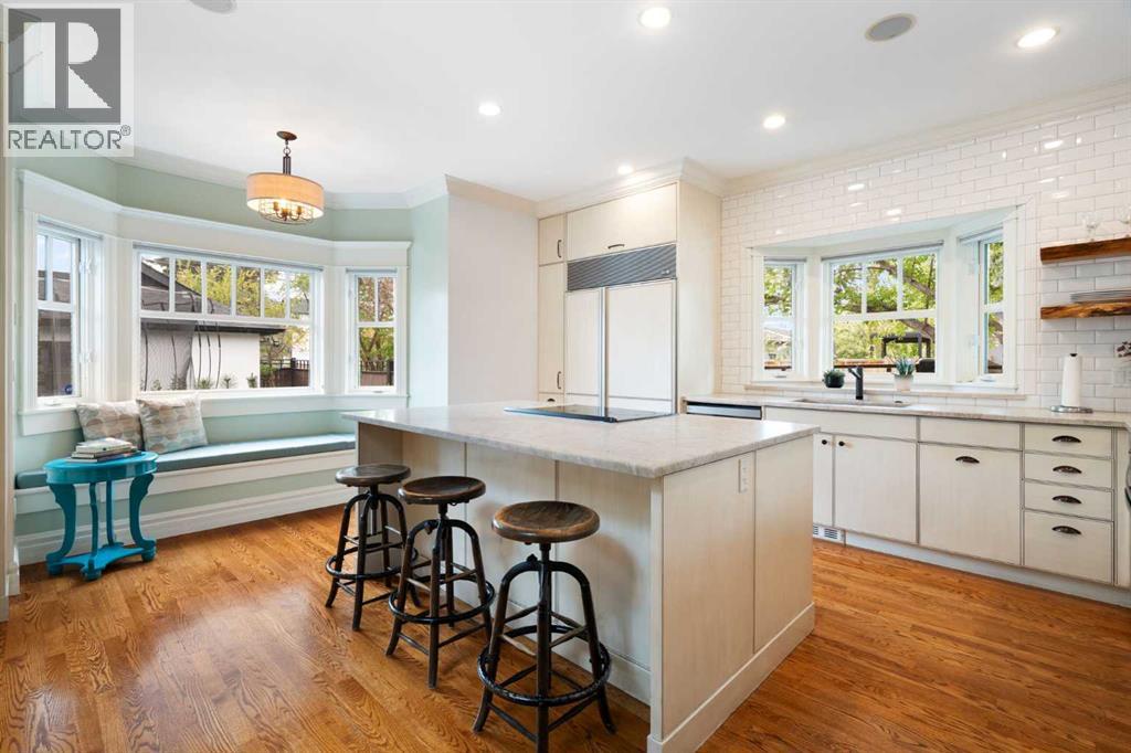 2402 Bowness Road NW - 17