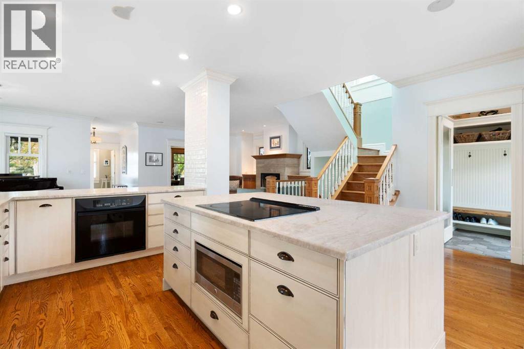2402 Bowness Road NW - 19