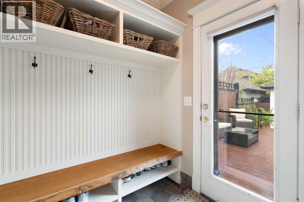 2402 Bowness Road NW - 20
