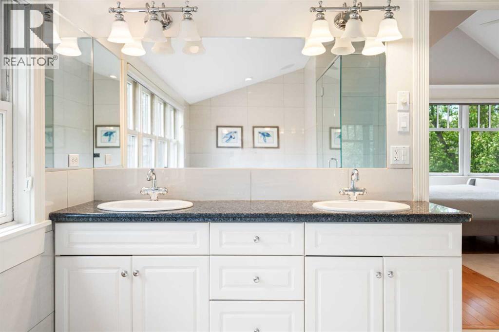 2402 Bowness Road NW - 30