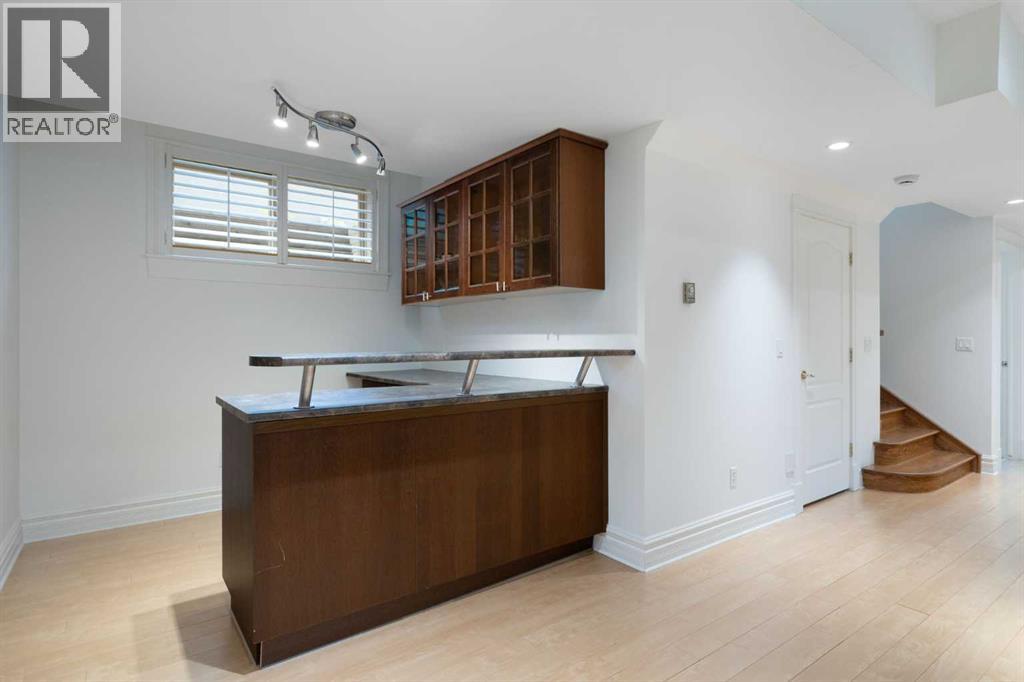 2402 Bowness Road NW - 36