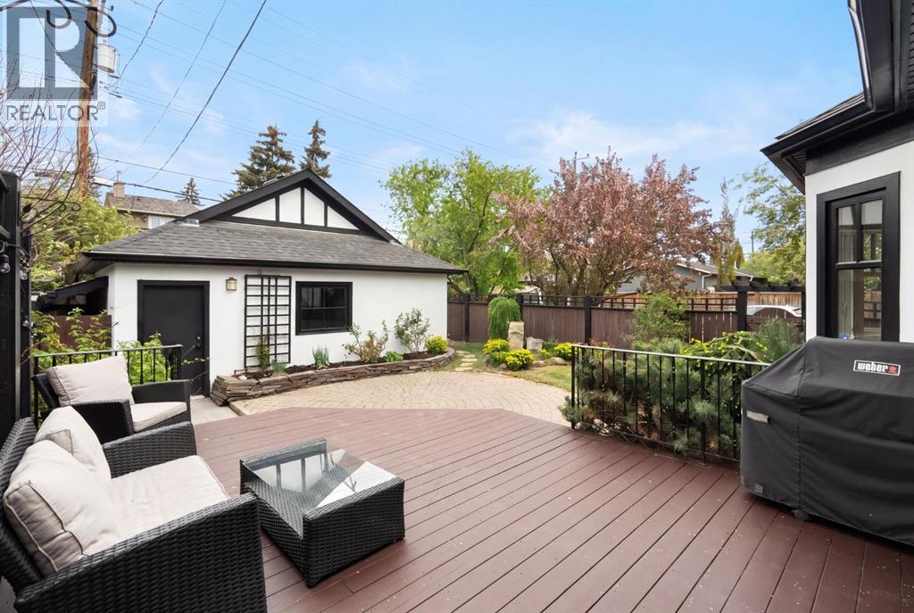 2402 Bowness Road NW - 39
