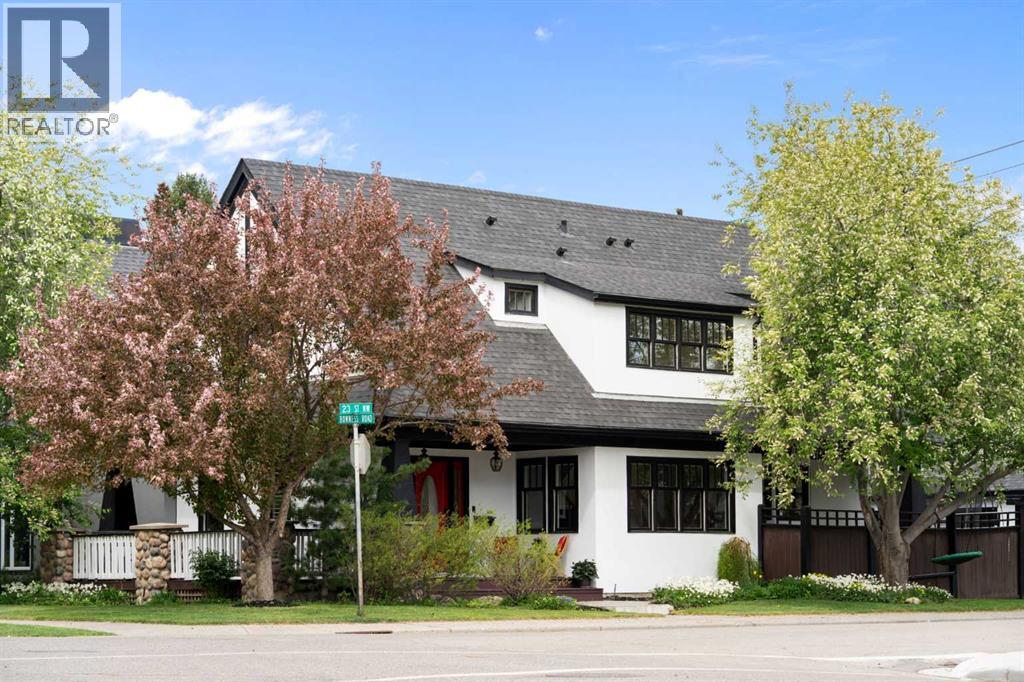 2402 Bowness Road NW - 42