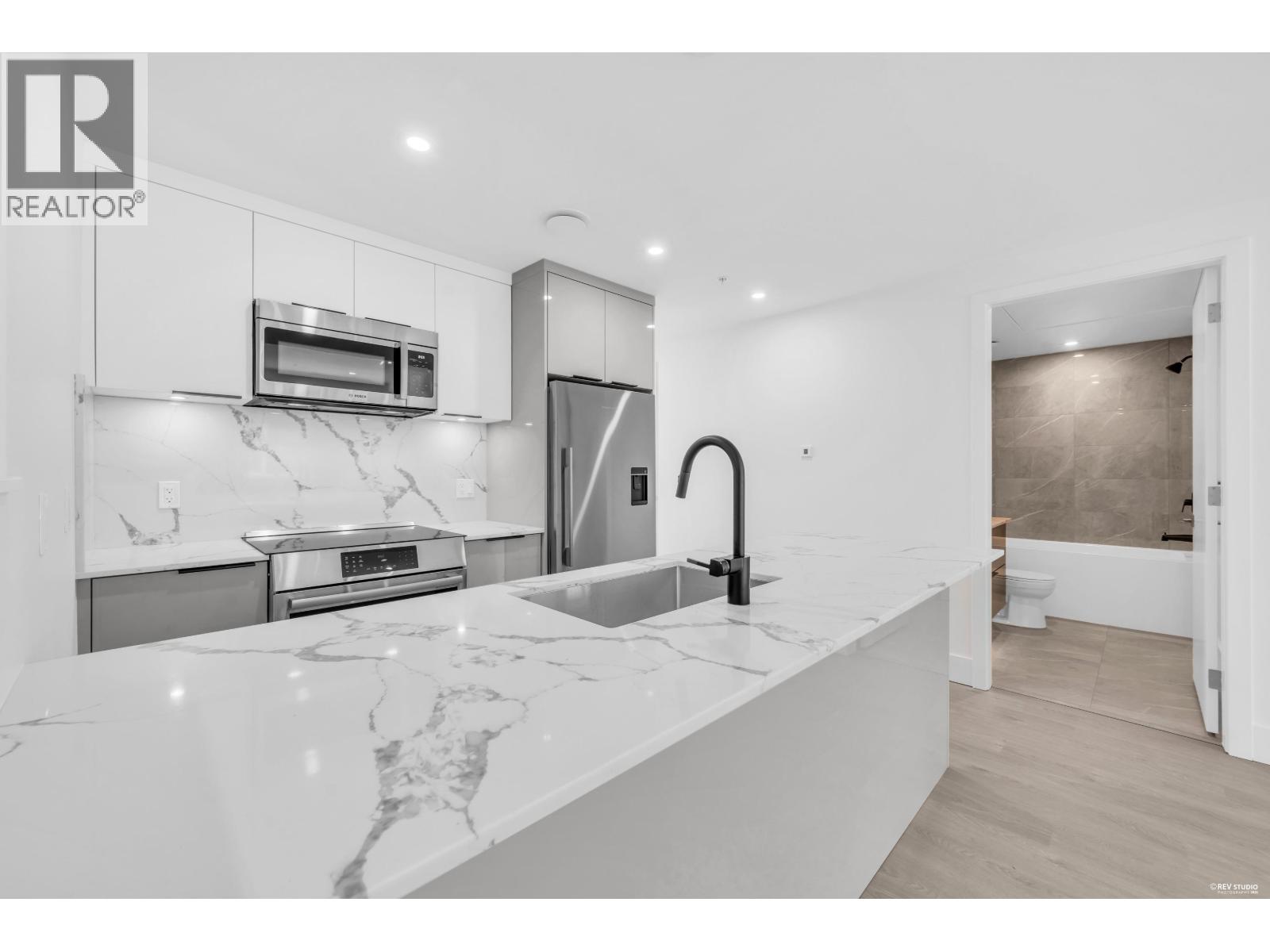 2218 1ST Avenue - main photo