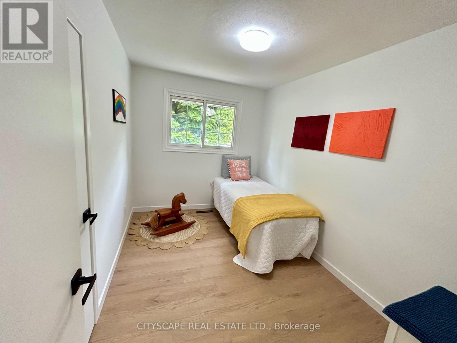 39 CAROUSEL AVENUE - 12