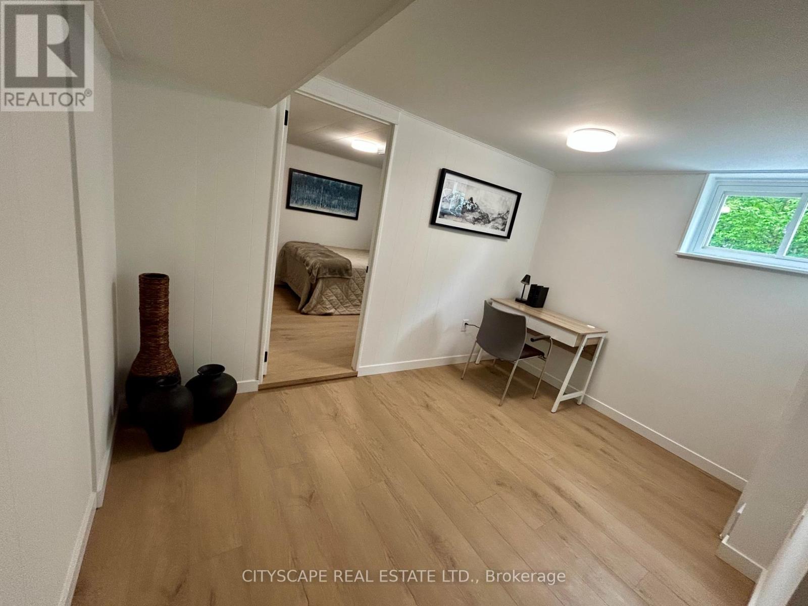 39 CAROUSEL AVENUE - 20