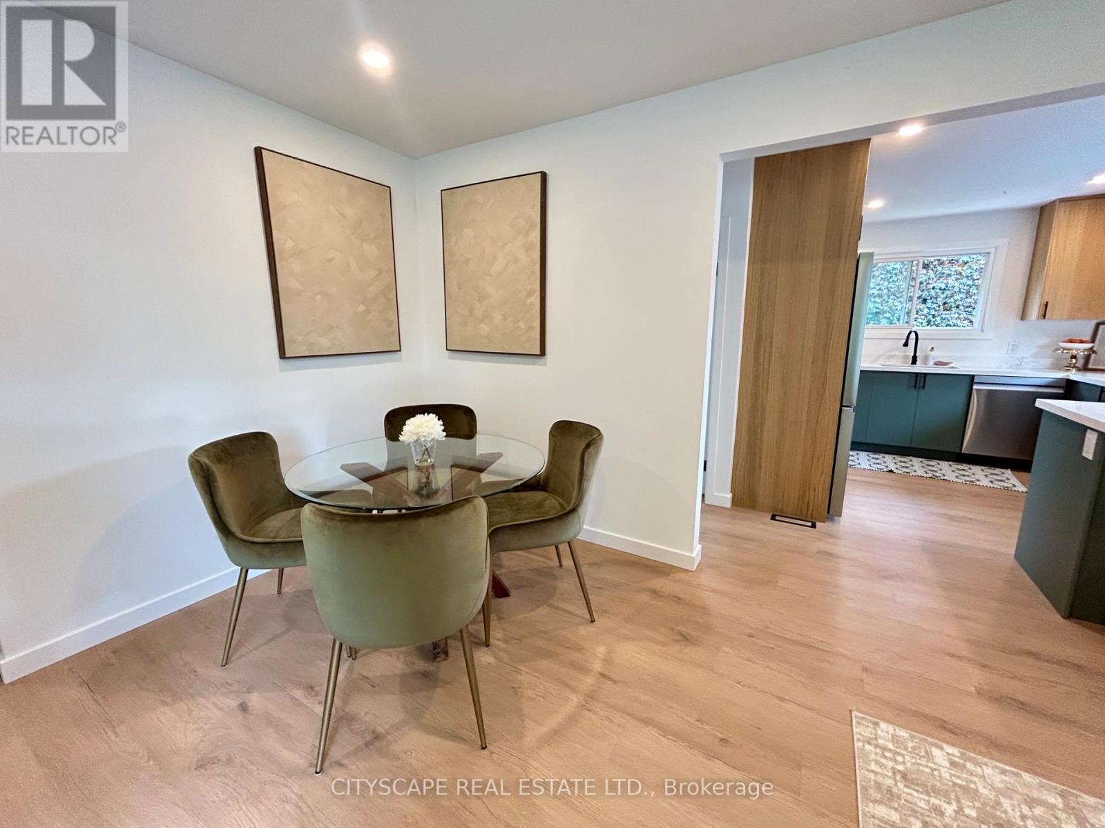 39 CAROUSEL AVENUE - 6