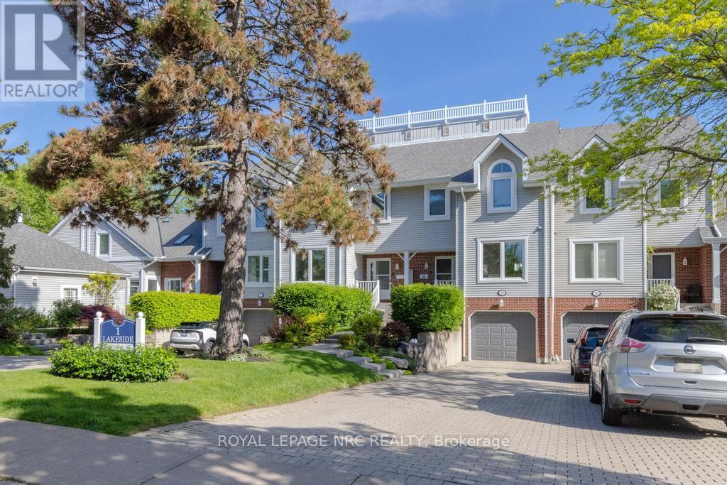 #13 1 LAKESIDE DRIVE - 11
