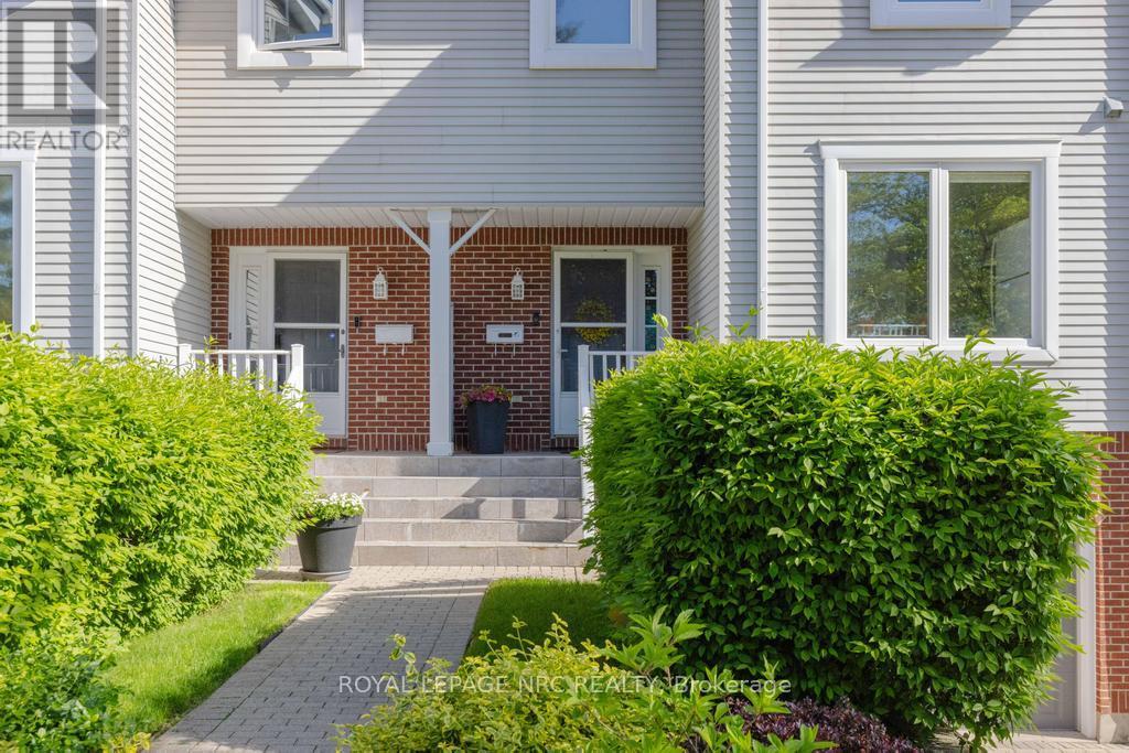 #13 1 LAKESIDE DRIVE - Image 13