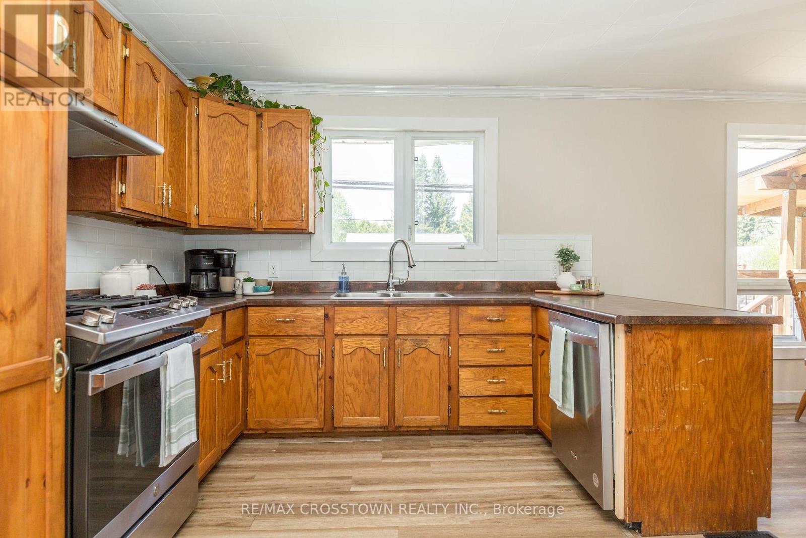 163 MAIN STREET - 12