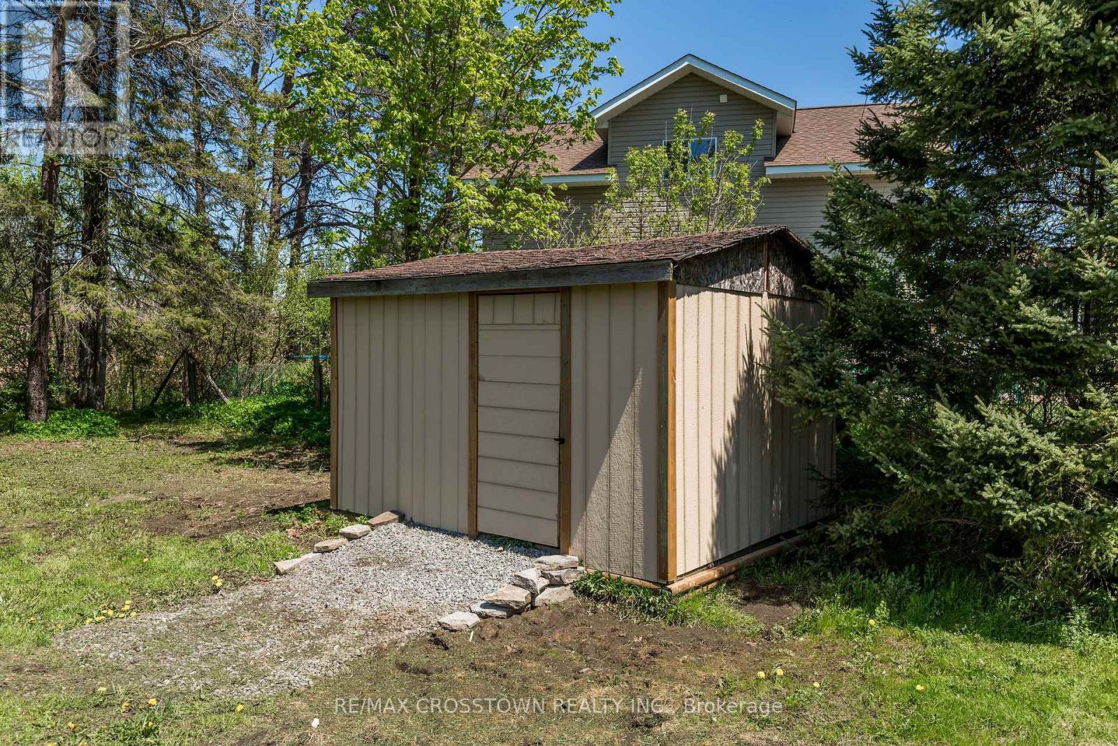 163 MAIN STREET - 38