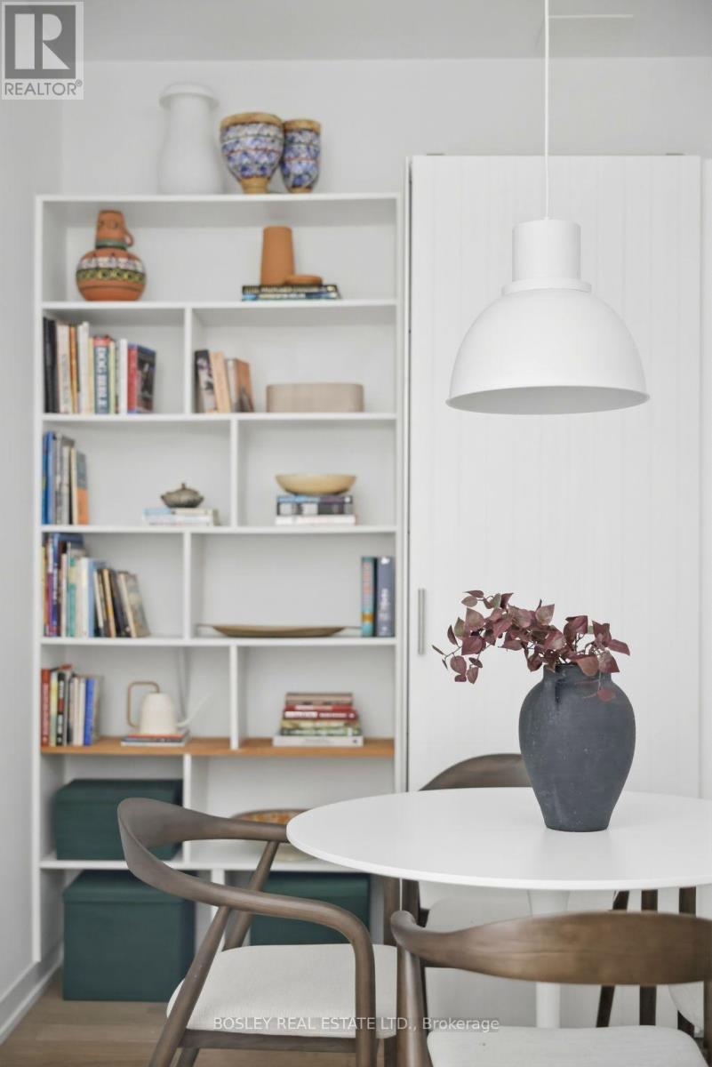 #151 38 HOWARD PARK AVENUE - 12