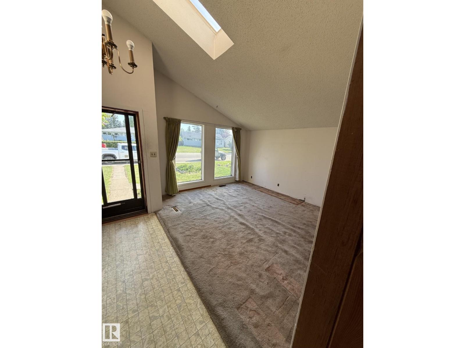 16321 - 109A Ave NW - Image 3