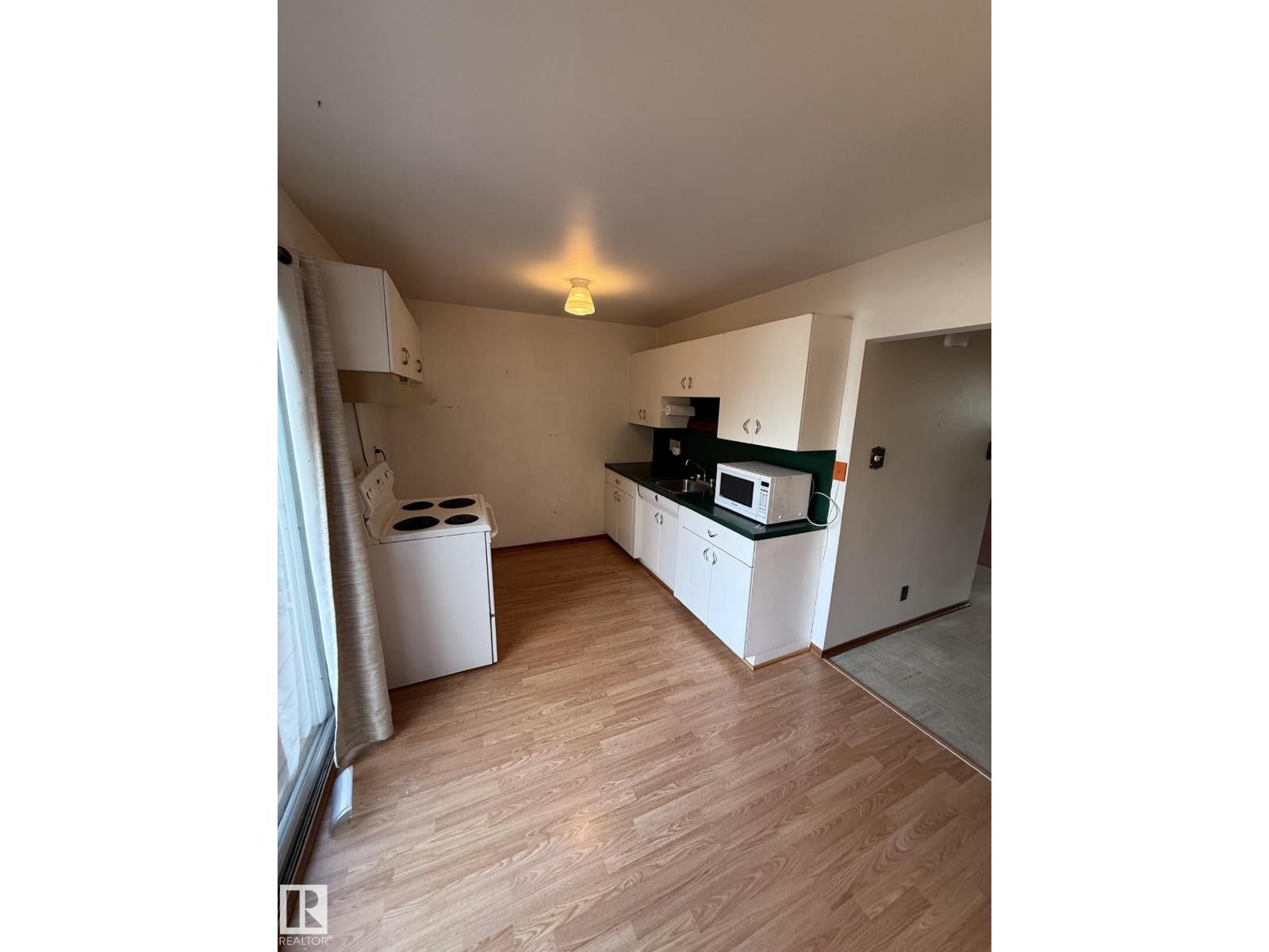 16321 - 109A Ave NW - 9