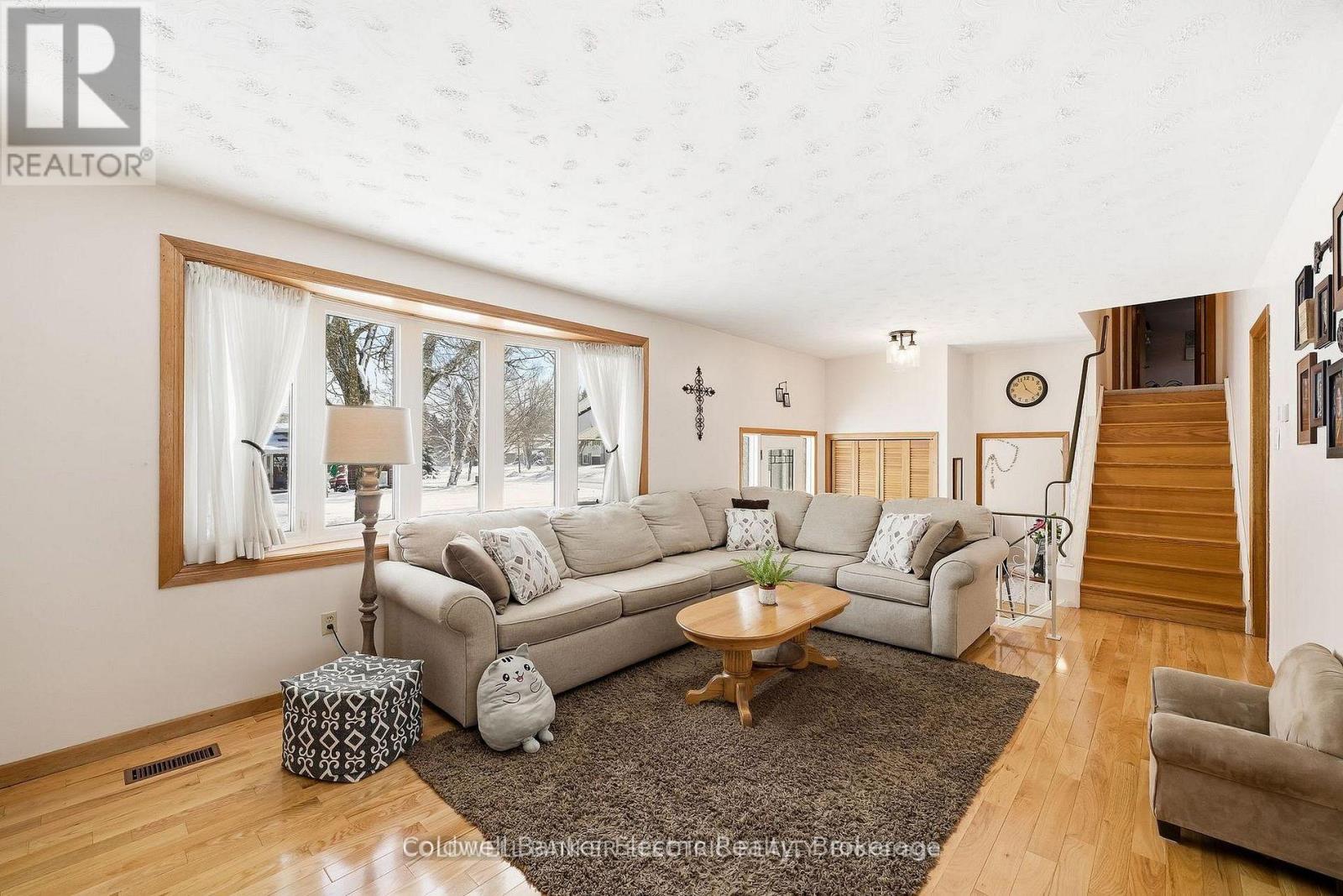 1341 HEATHER LANE - 6