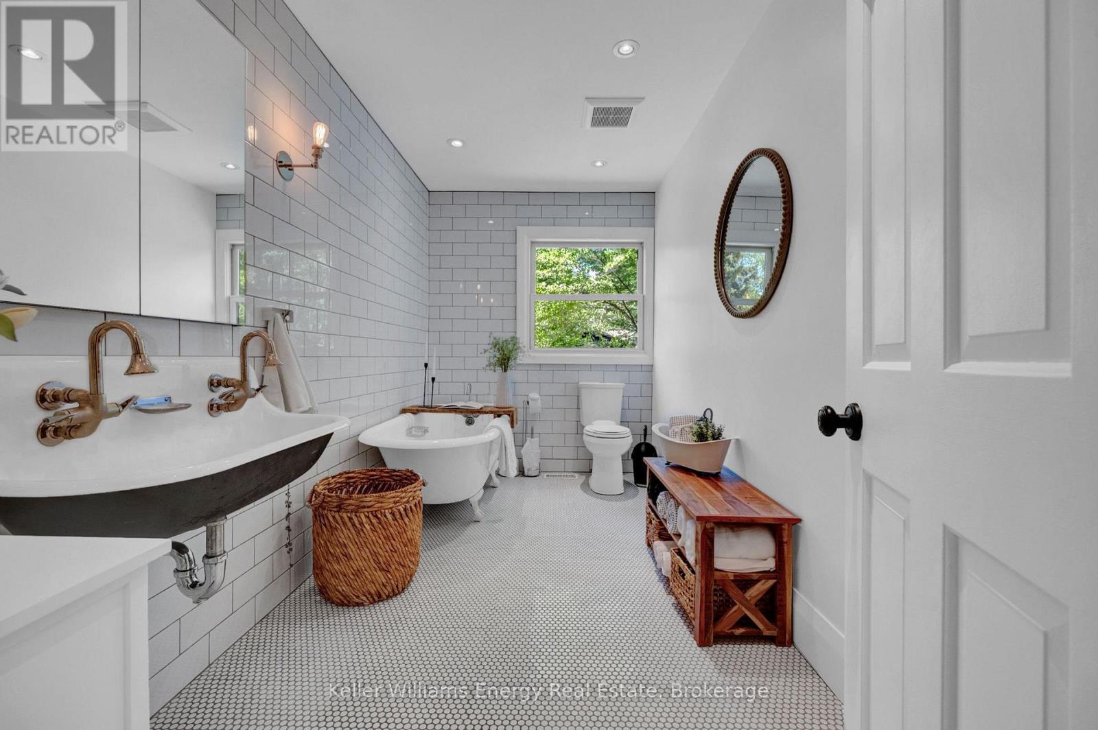7814 RICHARDSON'S ROAD - 21