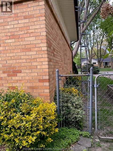 3331 GLENWOOD AVENUE - 47