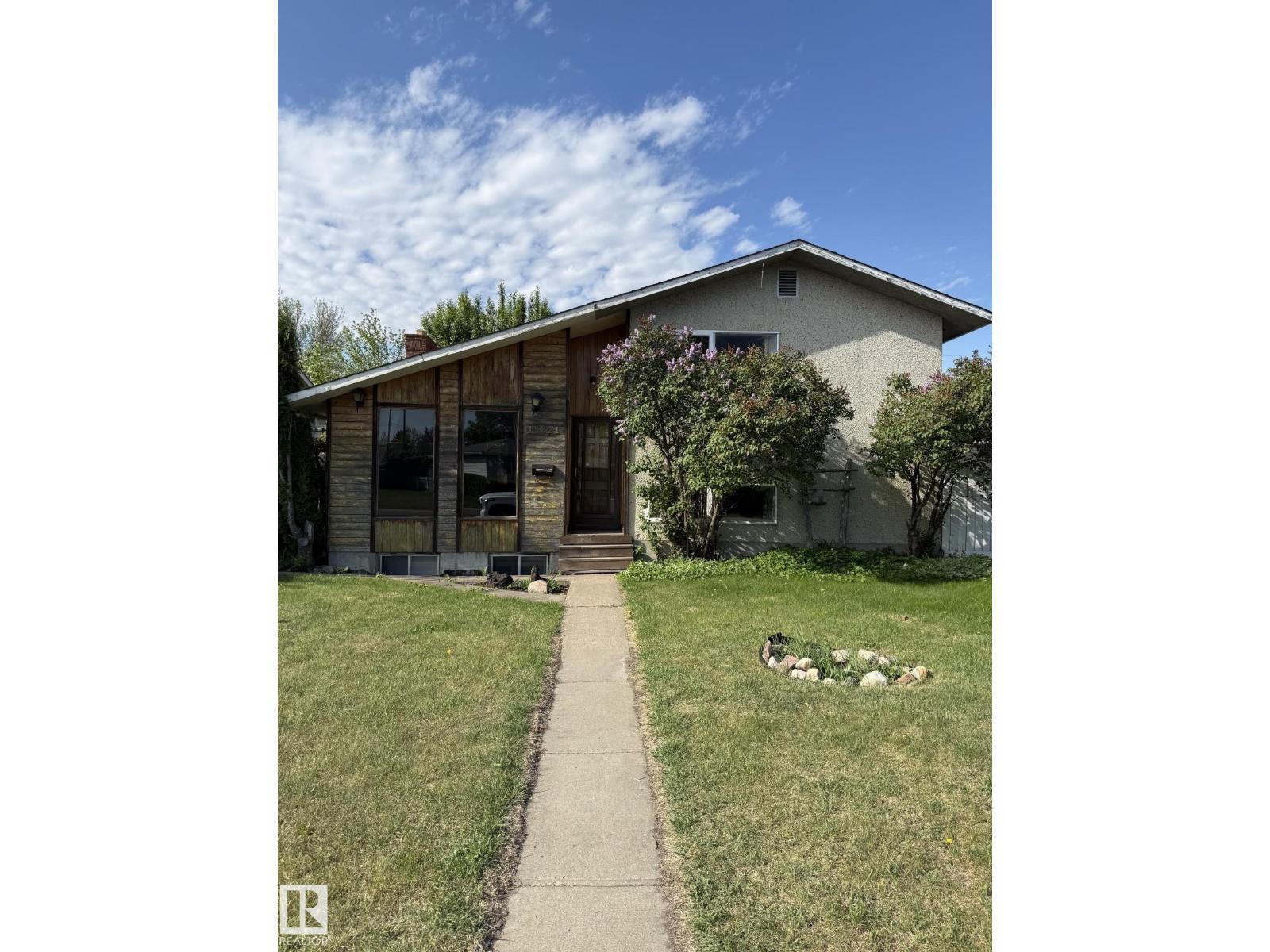 16321 - 109A Ave NW - 15