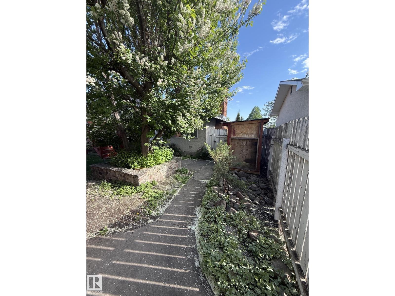 16321 - 109A Ave NW - 19