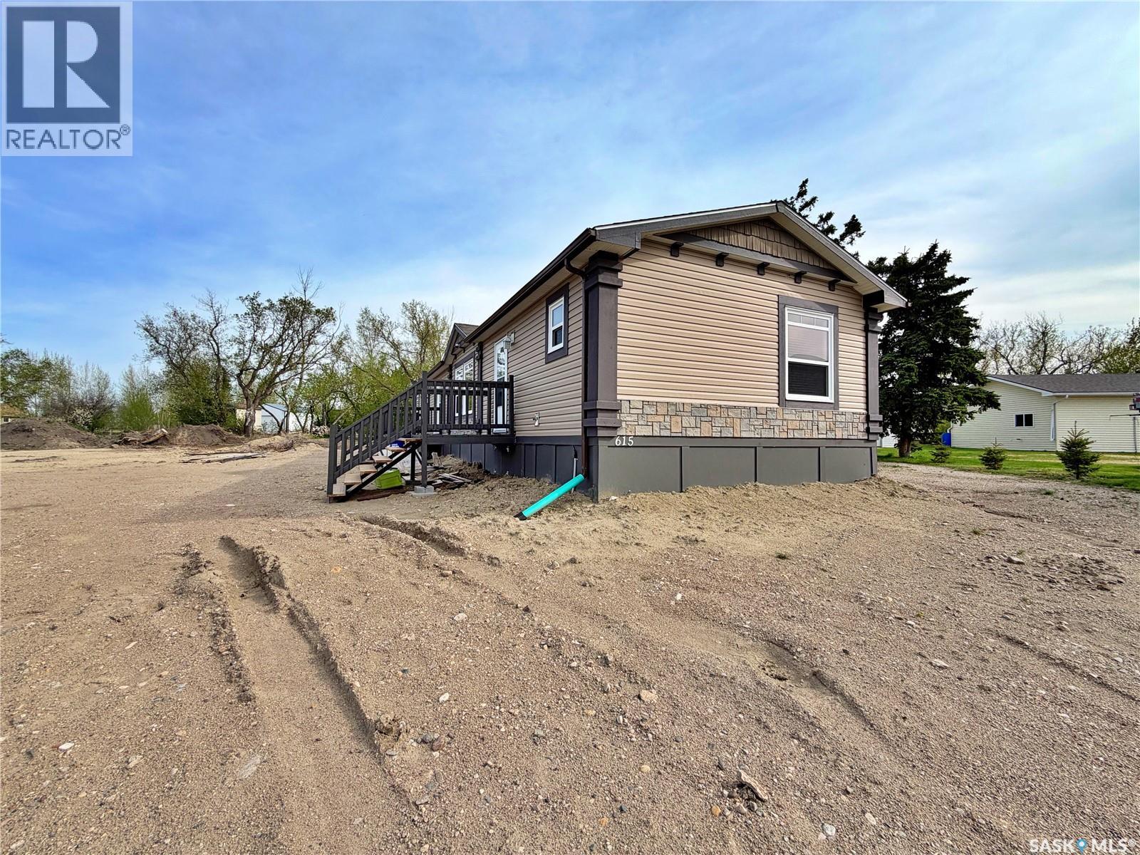 615 King STREET - 34