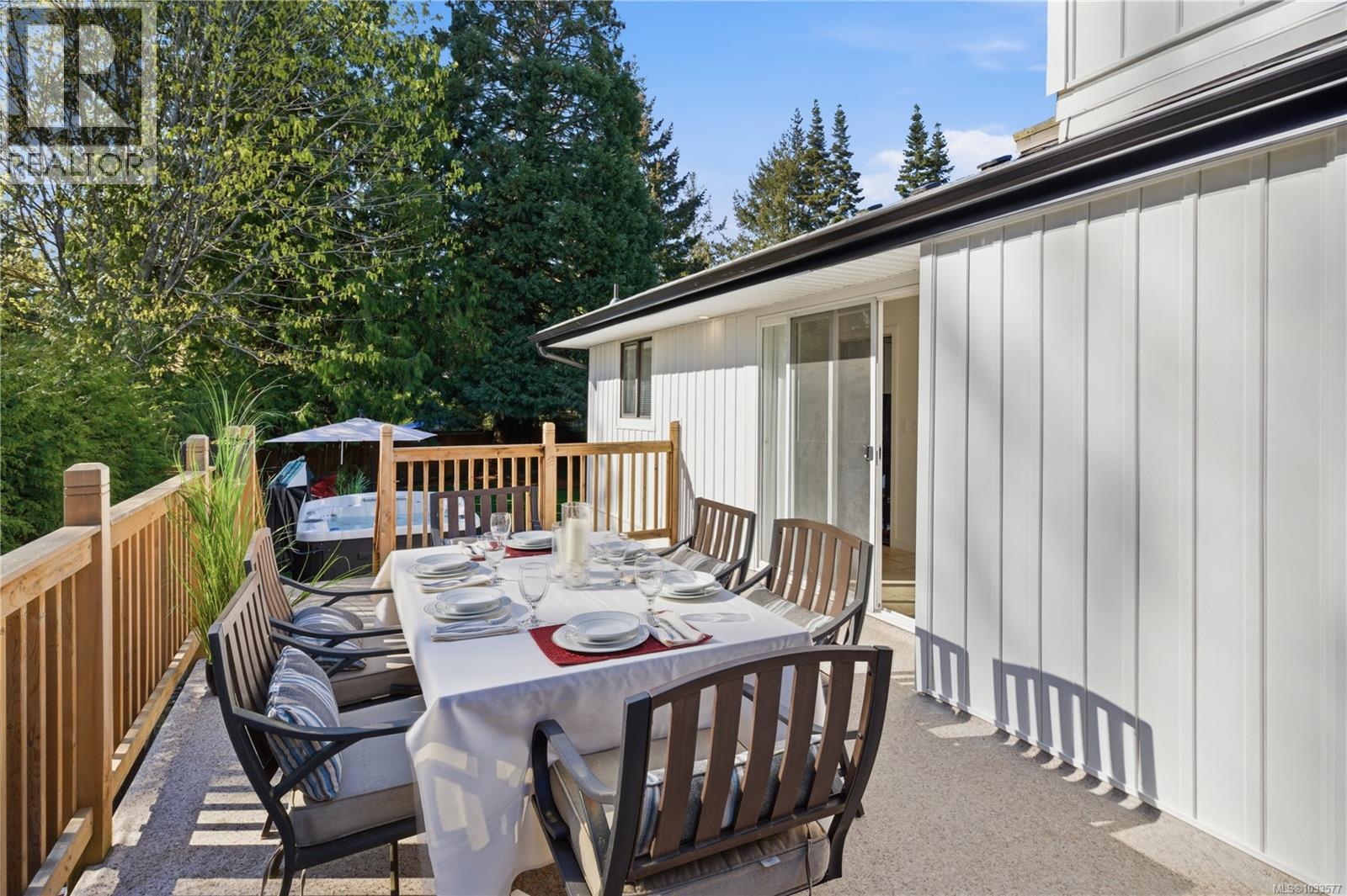 1025 Maple Lane Dr - 30