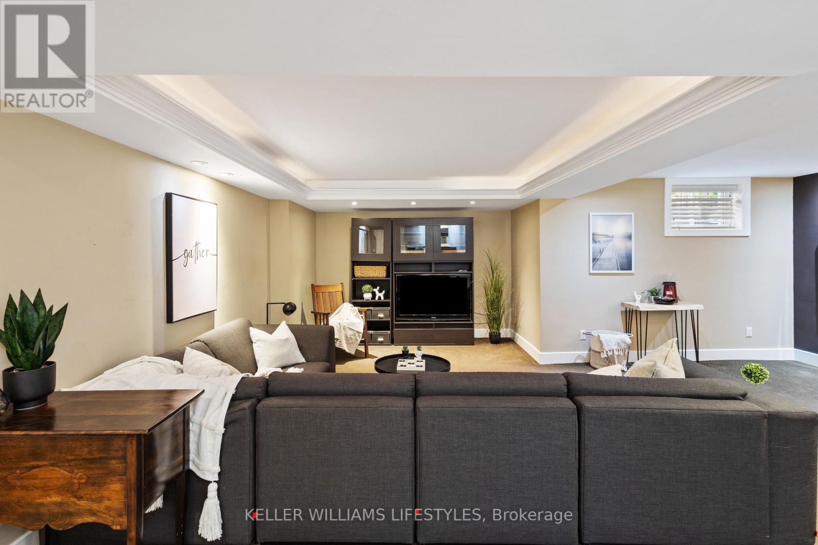 1238 THAMESRIDGE CRESCENT - 35
