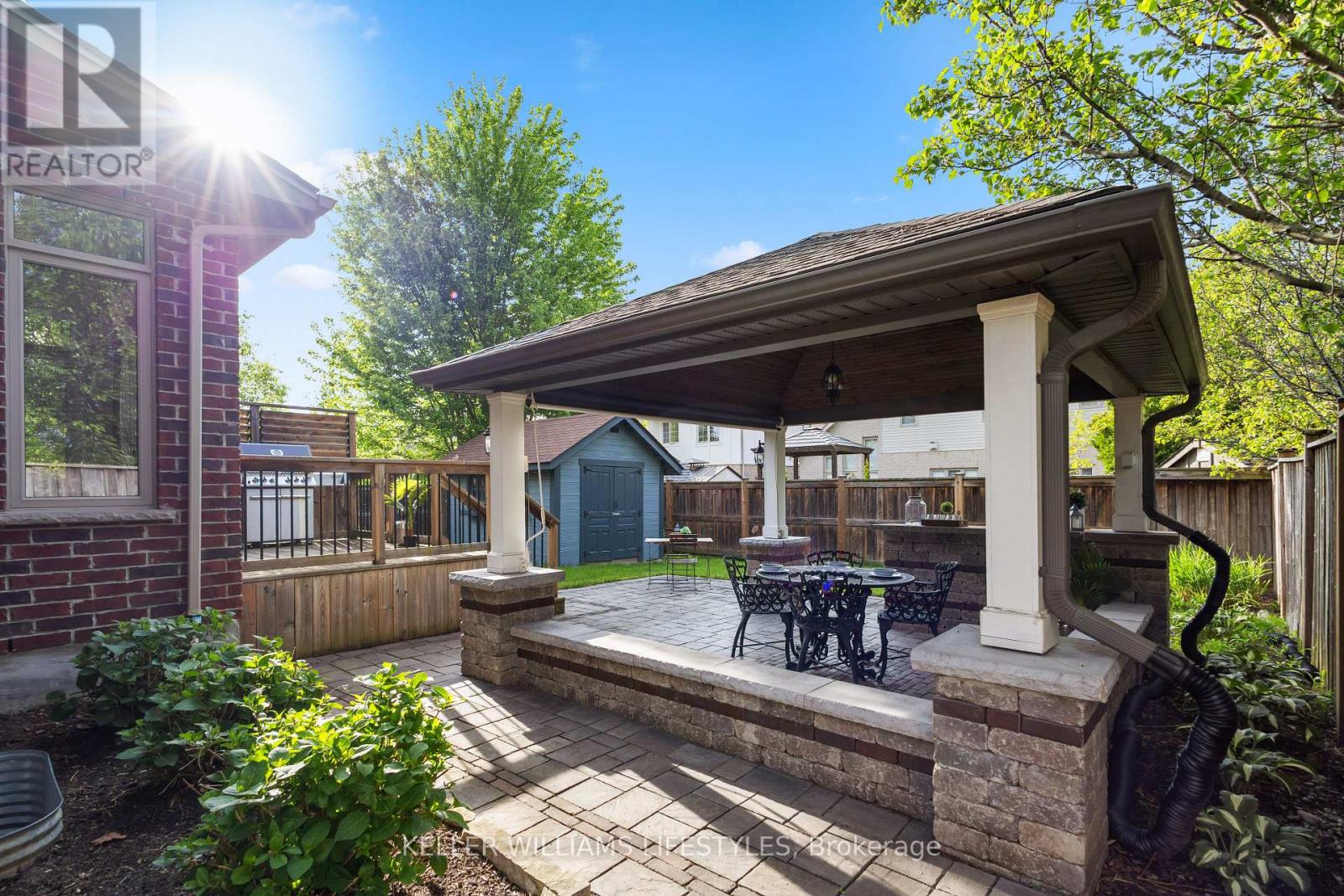 1238 THAMESRIDGE CRESCENT - 44