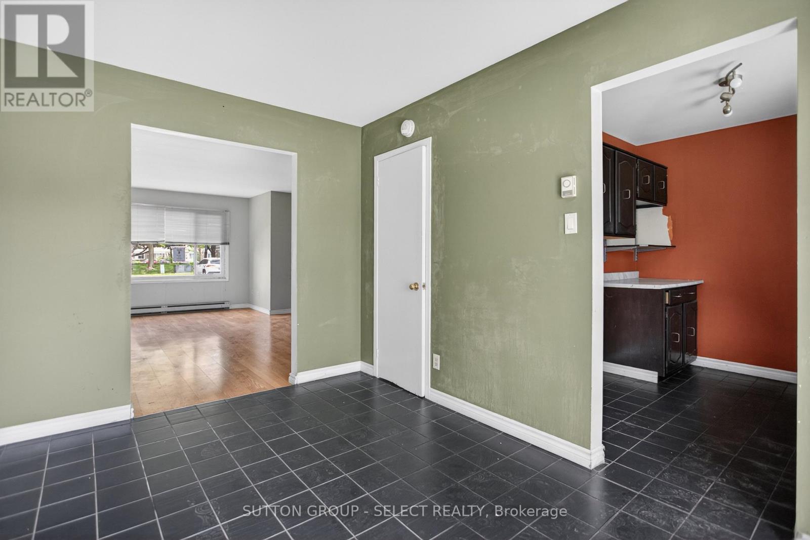 #90 690 LITTLE GREY STREET - 12