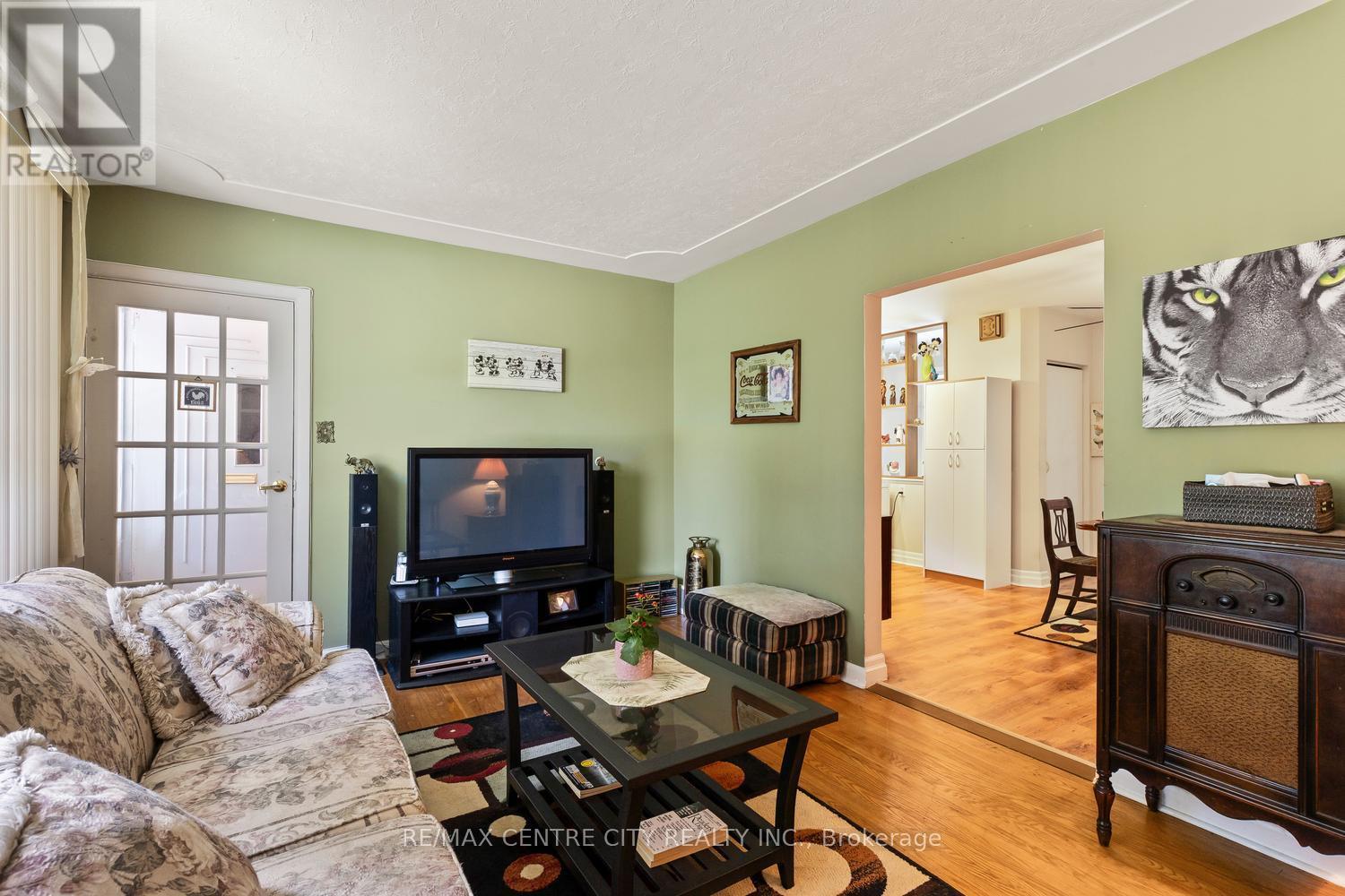 219 FAIRWAY AVENUE - 15