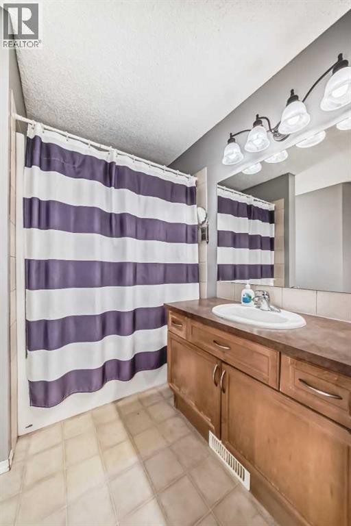 71 covepark Rise NE - 28