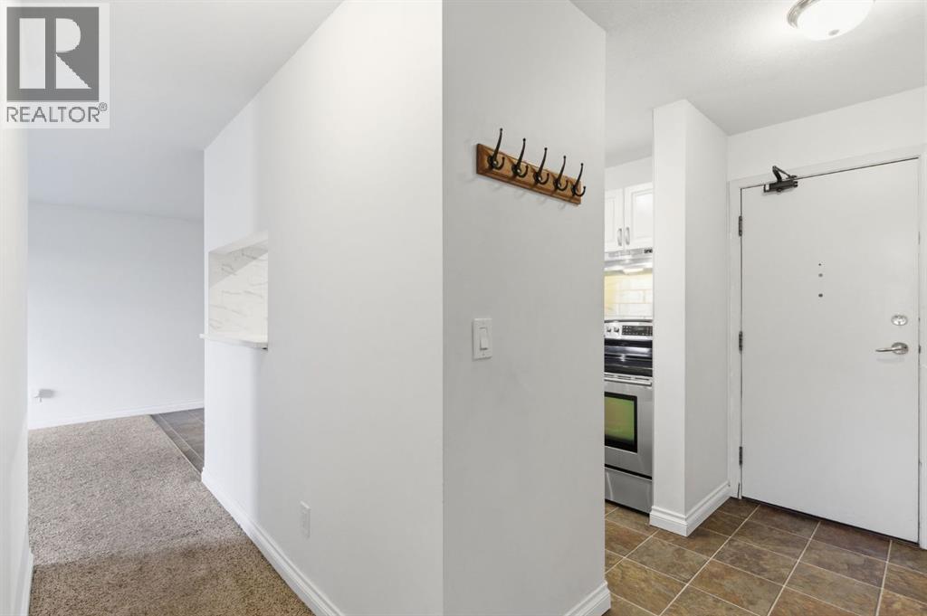 #104 540 18 Avenue SW - Image 2
