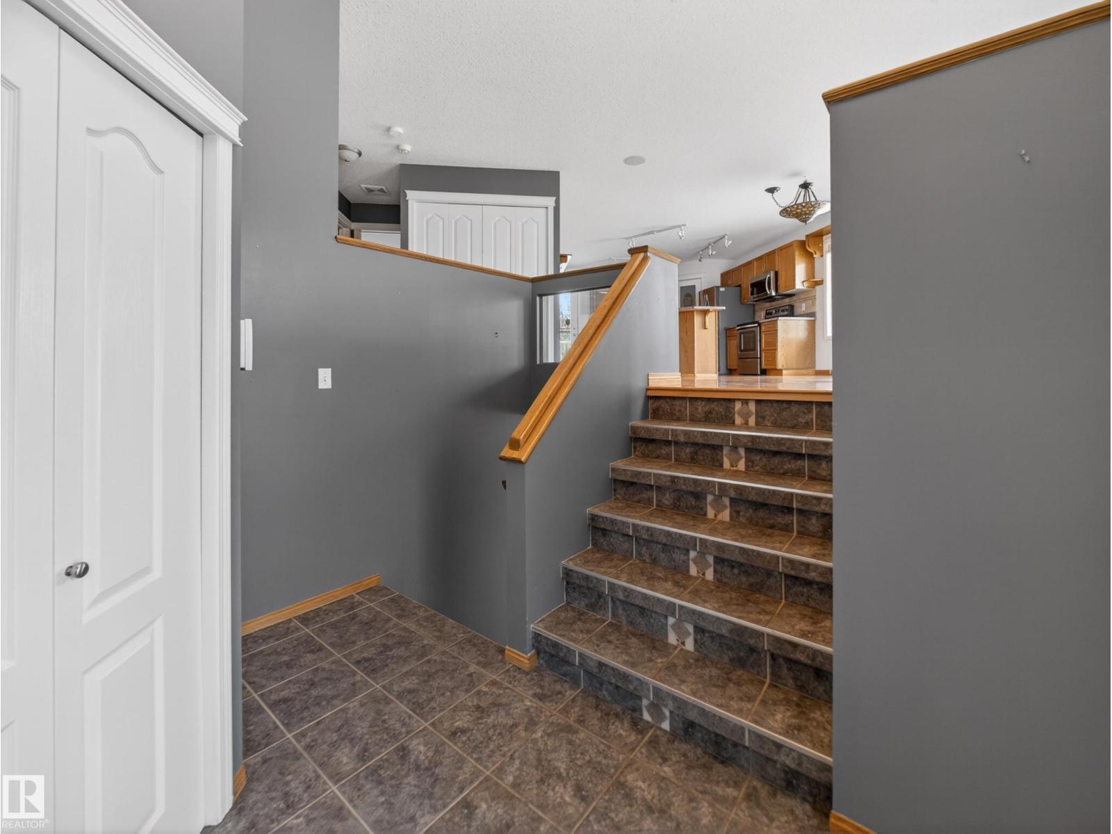 108 RIDGEPOINT WY - 25