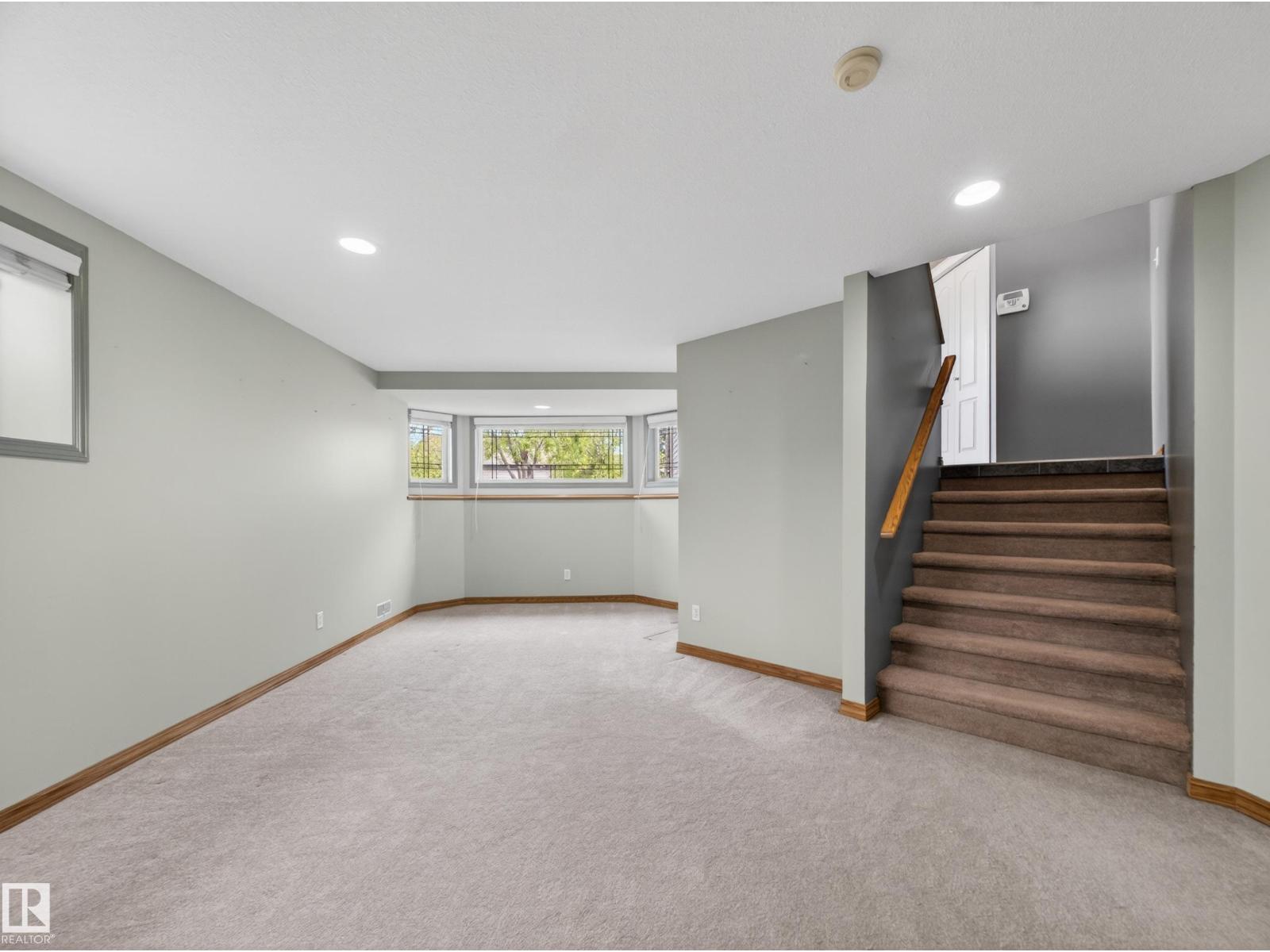 108 RIDGEPOINT WY - 44