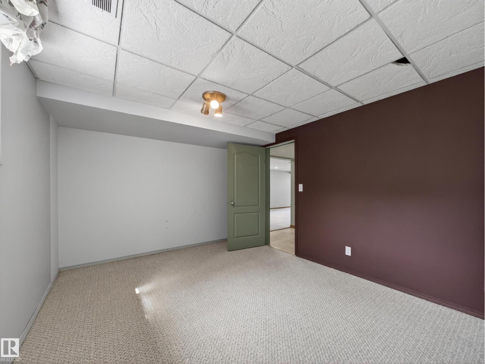 108 RIDGEPOINT WY - 47