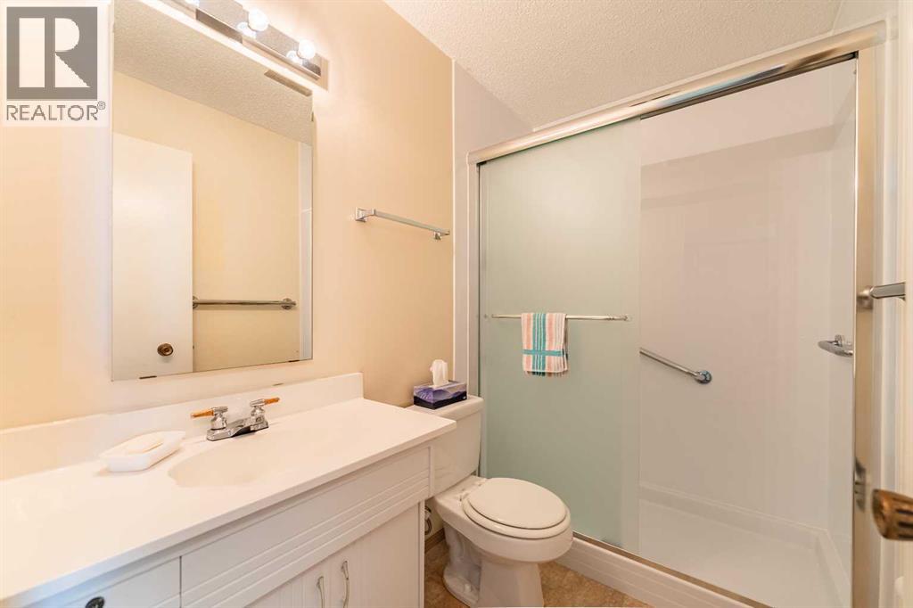 3320 Temple Road NE - 11