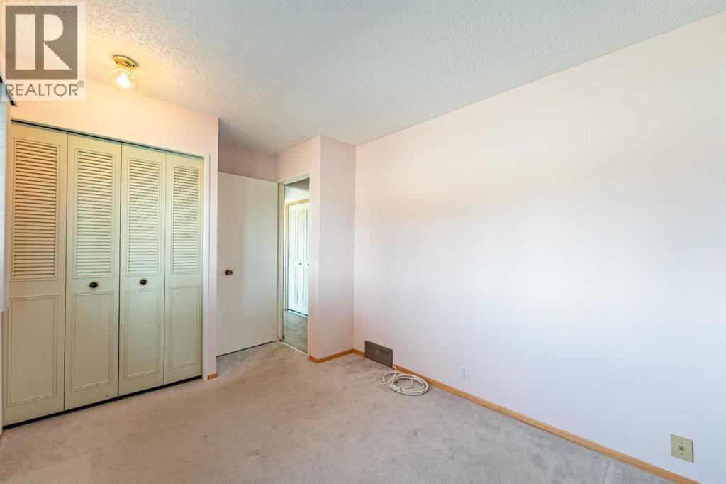 3320 Temple Road NE - 19