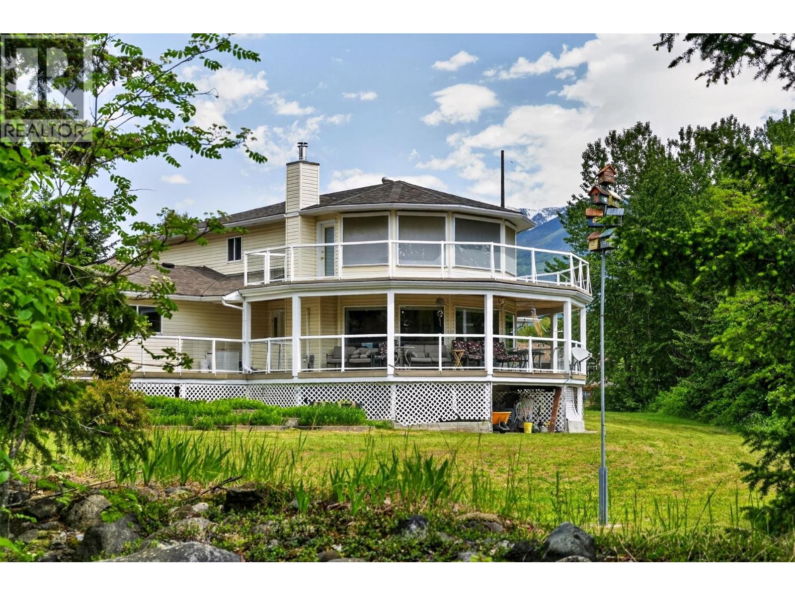 720 2ND Street - main photo