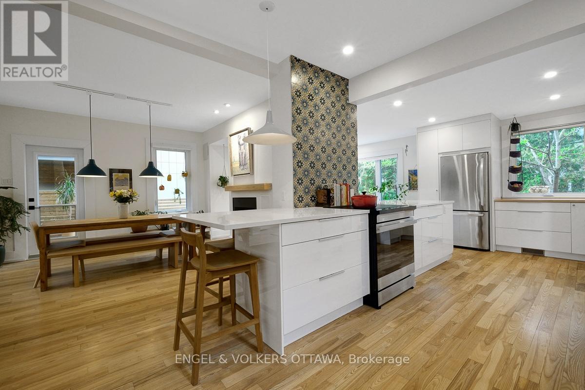 618 EDISON AVENUE - 16