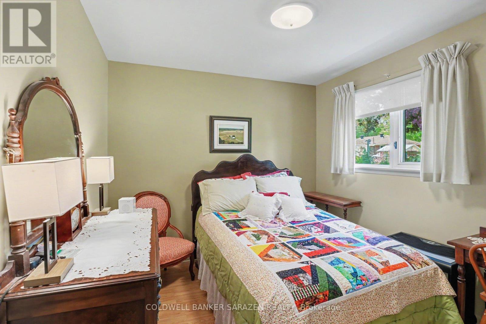 205 AIRTH BOULEVARD W - 14