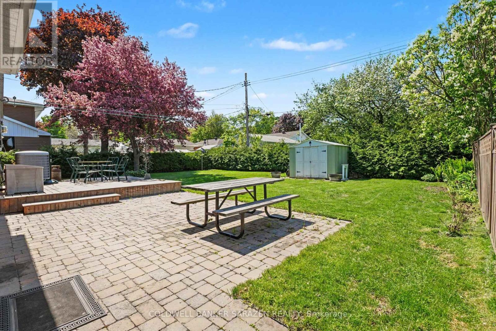 205 AIRTH BOULEVARD W - 20