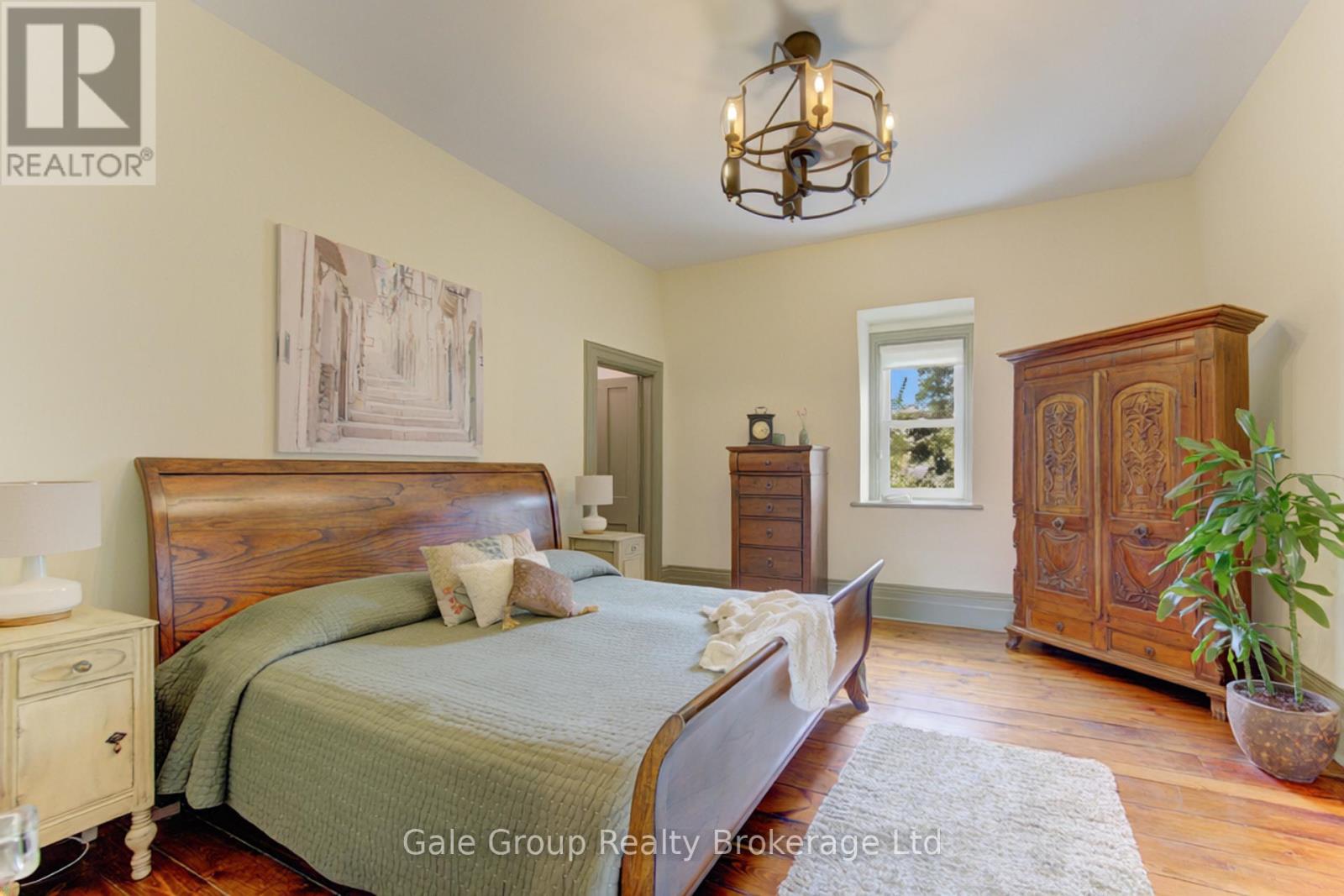 257 LIGHT STREET - 22