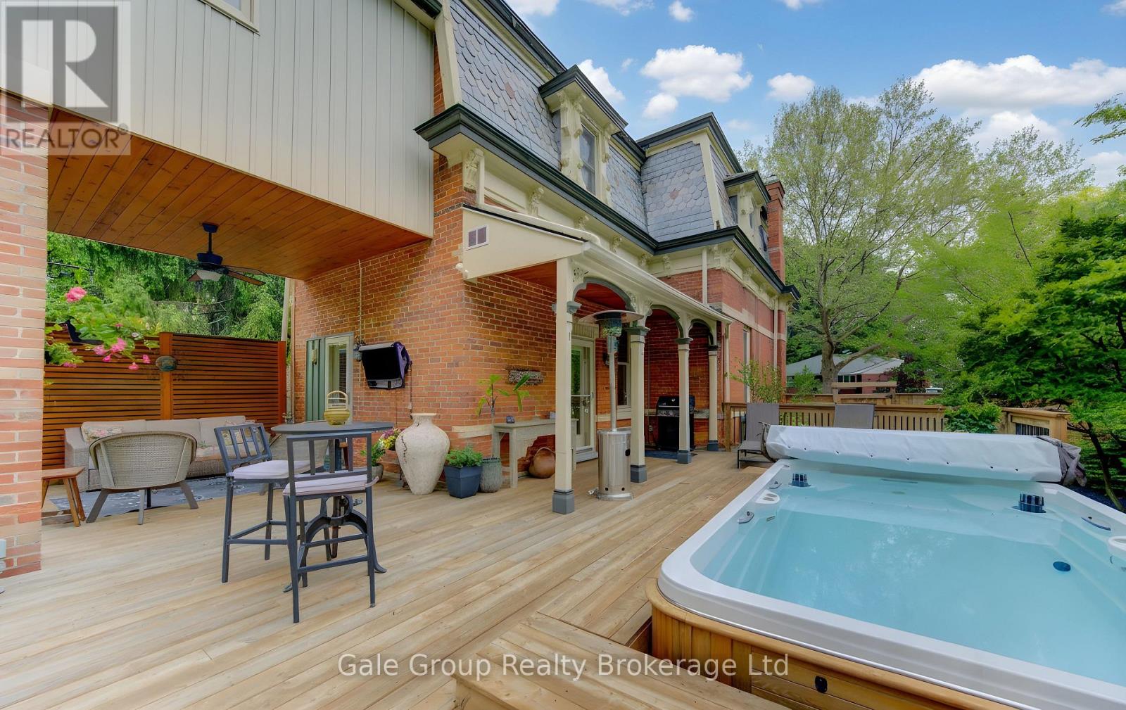 257 LIGHT STREET - 38