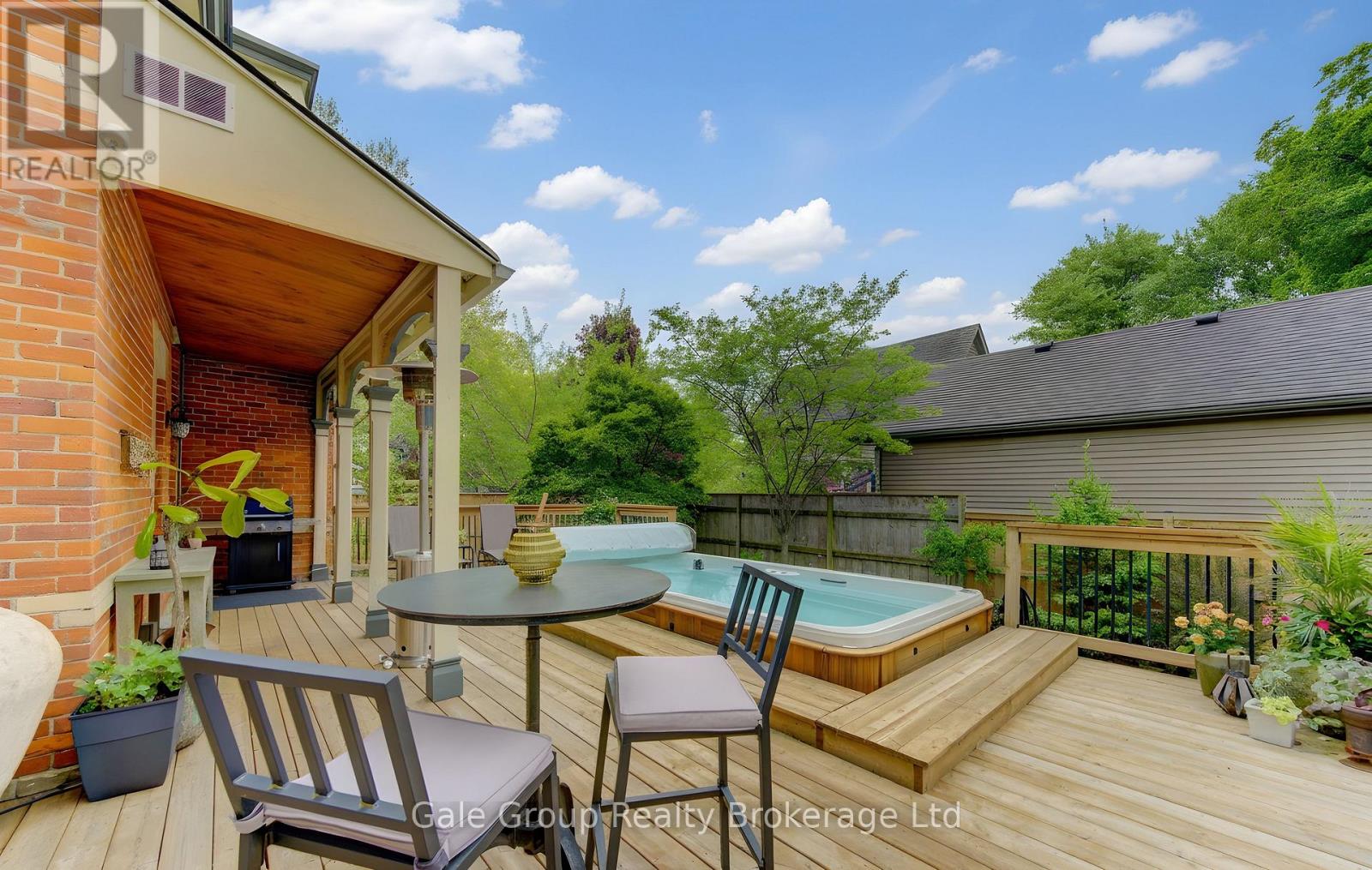 257 LIGHT STREET - 39