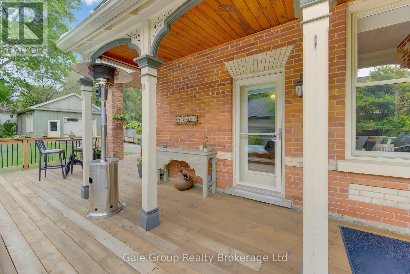 257 LIGHT STREET - 42