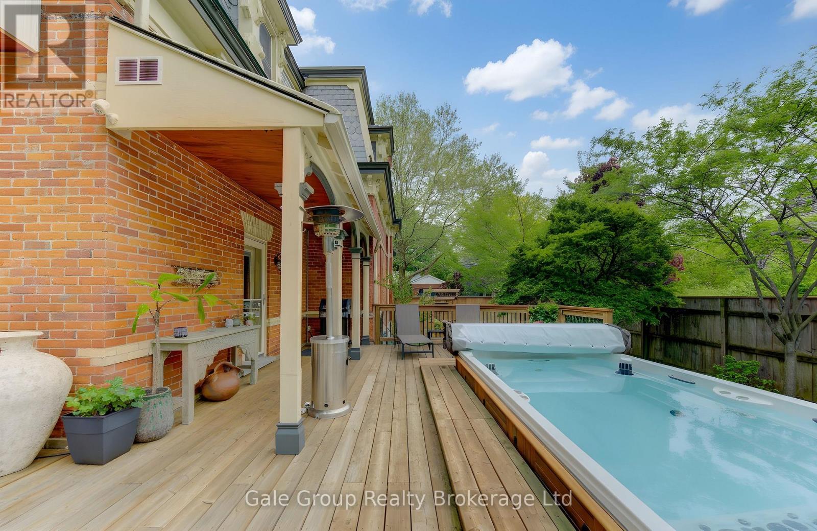 257 LIGHT STREET - 43