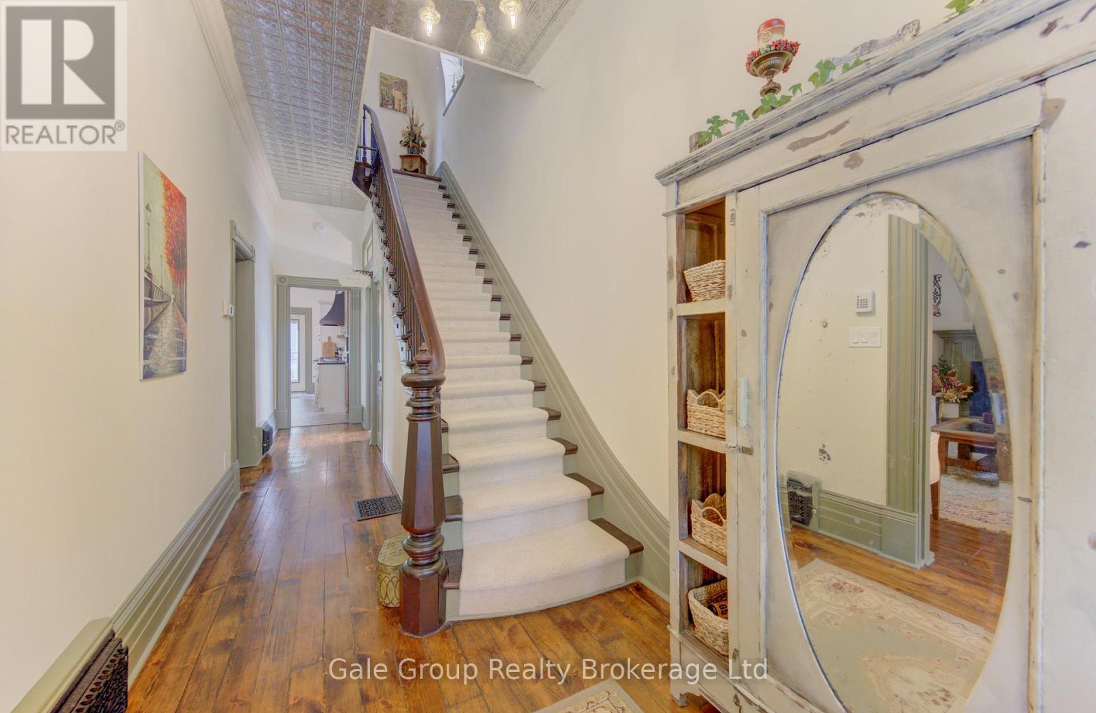 257 LIGHT STREET - 5