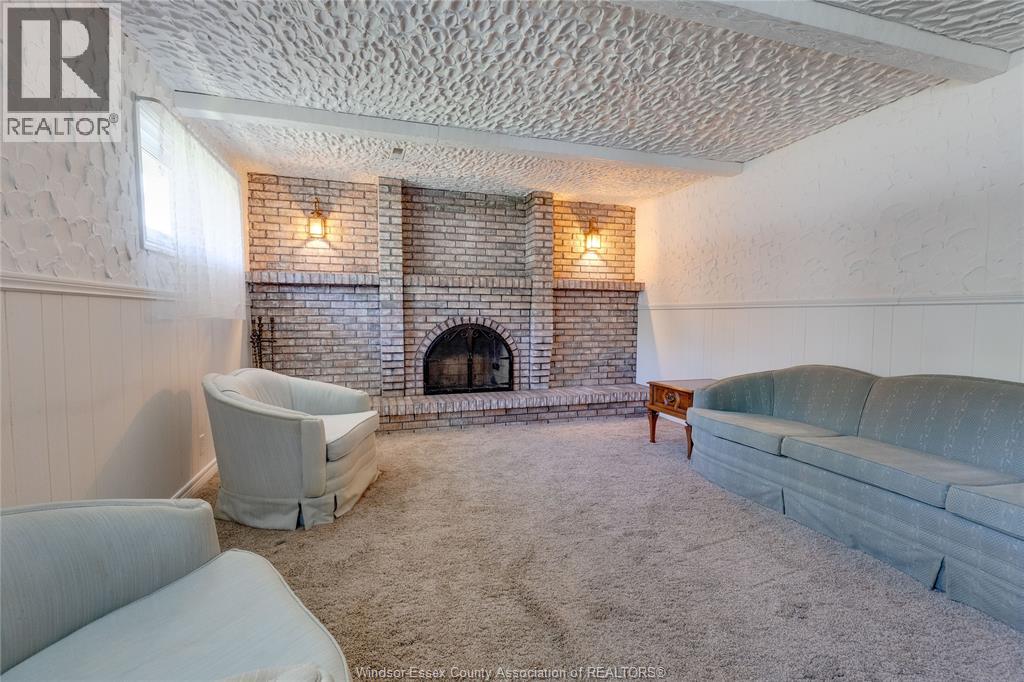 1675 BOUFFARD ROAD
